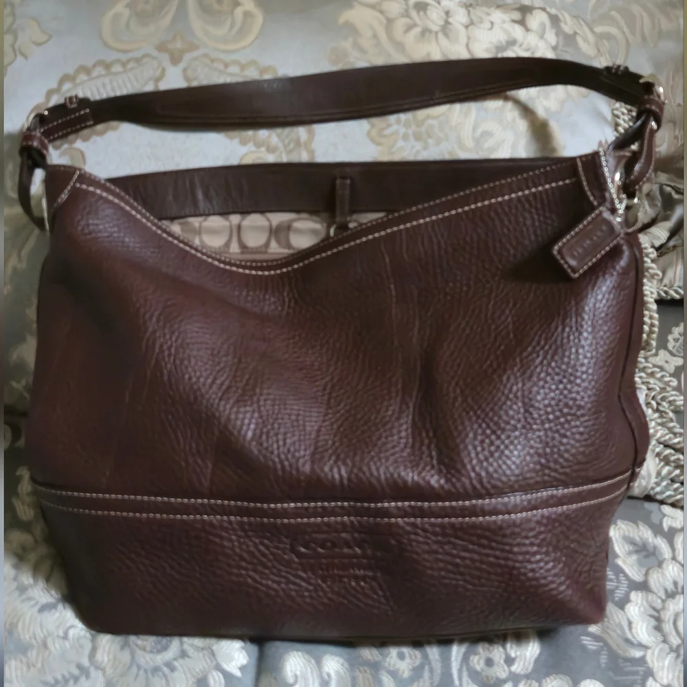 Coach Soho Hobo shoulder bag in brown maple pebbled leather silver hardware - Picture 1 of 7